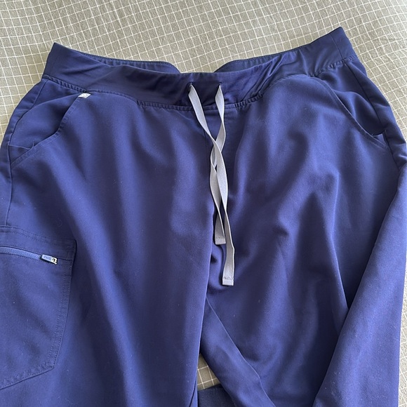 Figs Scrub Pants Navy - Picture 4 of 8